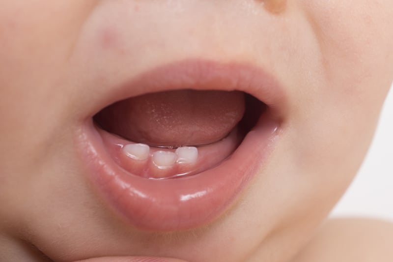 what to expect when baby teeth erupt